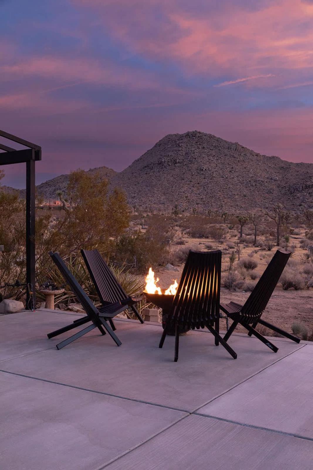 Sacred Haven L Cabin W Cowboy Pool At Park Entrance Joshua Tree Zewnętrze zdjęcie